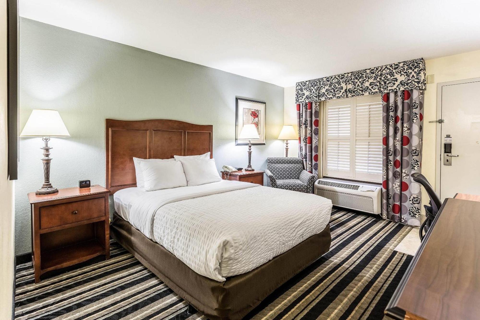 Clarion Pointe Huntsville Research Park Ngoại thất bức ảnh